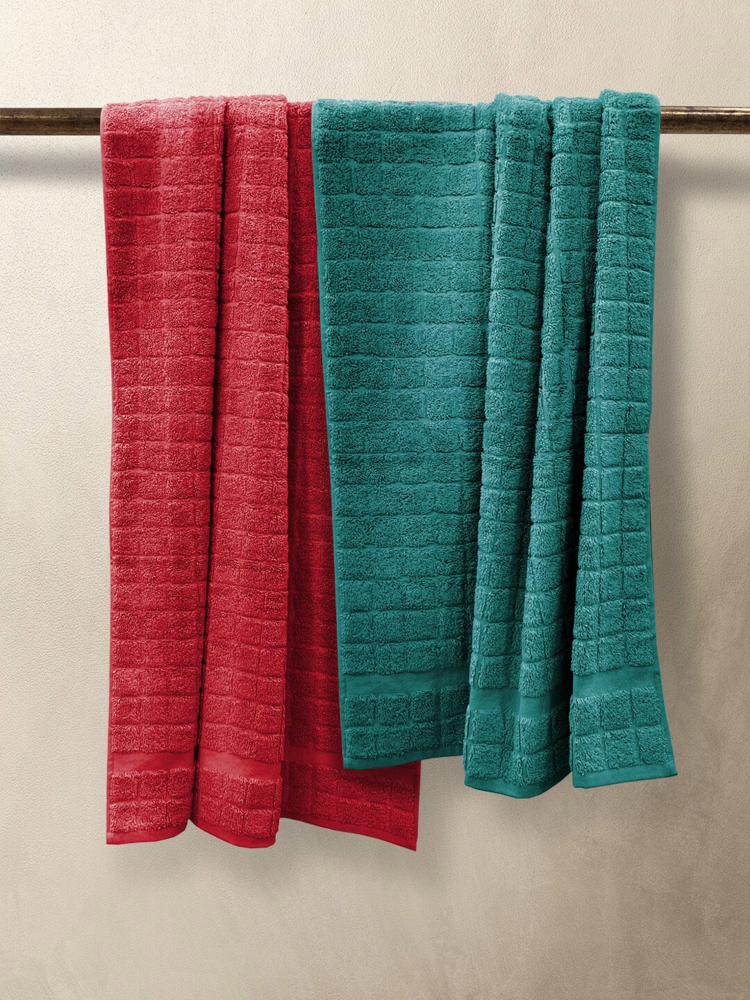 

Nautica Red & Teal-Blue 2 Pieces Self-Design 500 GSM Pure Cotton Bath Towels
