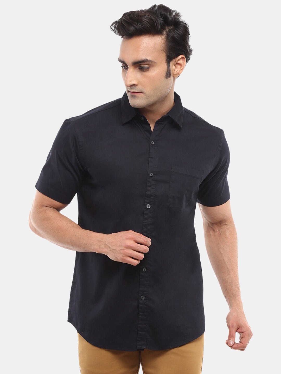 

V-Mart Classic Fit Short Sleeve Cotton Casual Shirt, Black