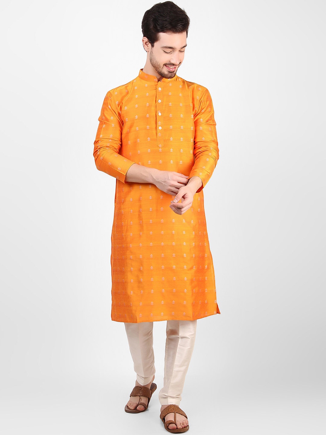 

Cult Indie Mandarin Collar Ethnic Motifs Printed Straight Kurta, Mustard