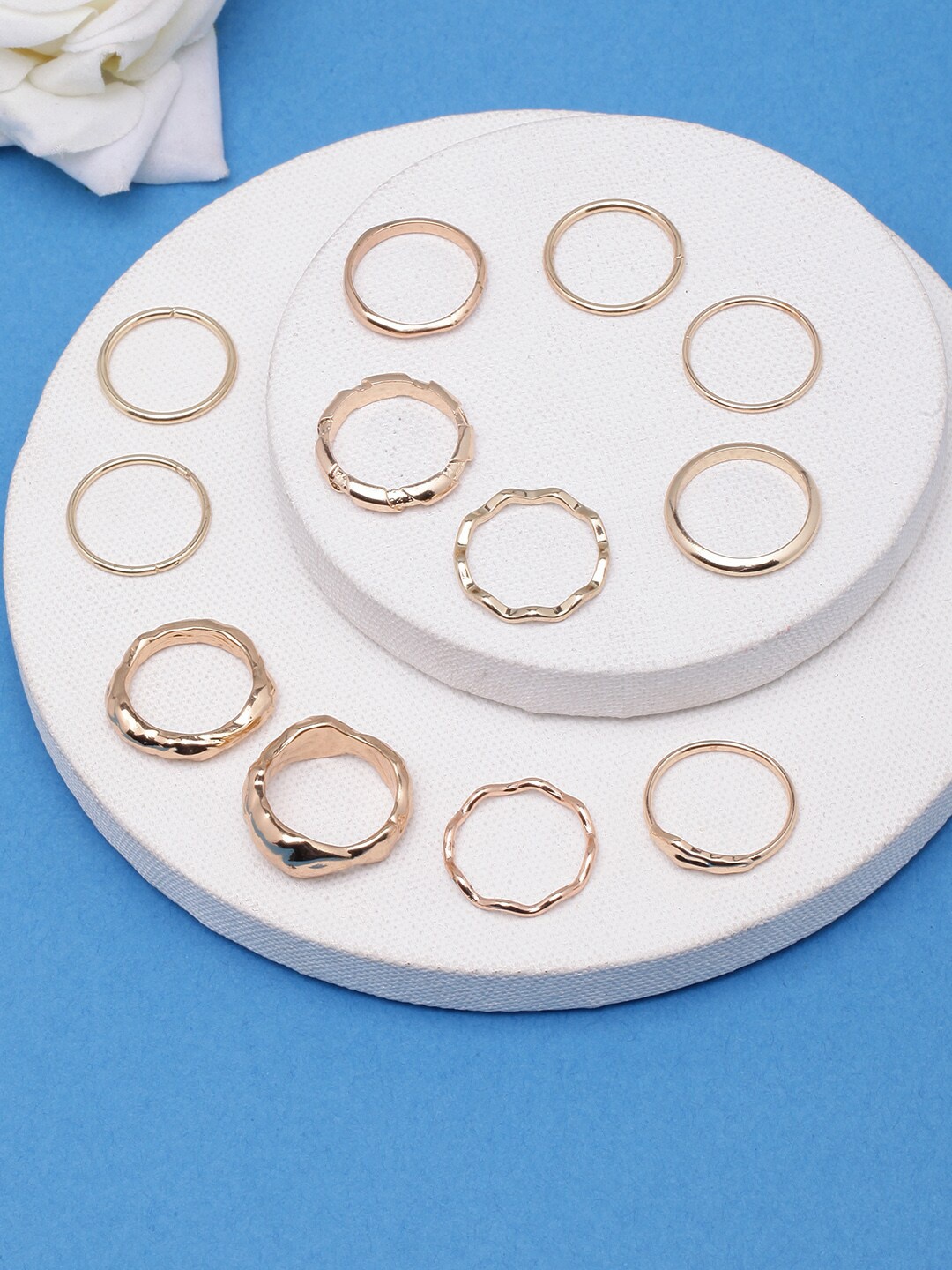 

DIVA WALK Set Of 12 Gold-Plated Textured Finger Rings
