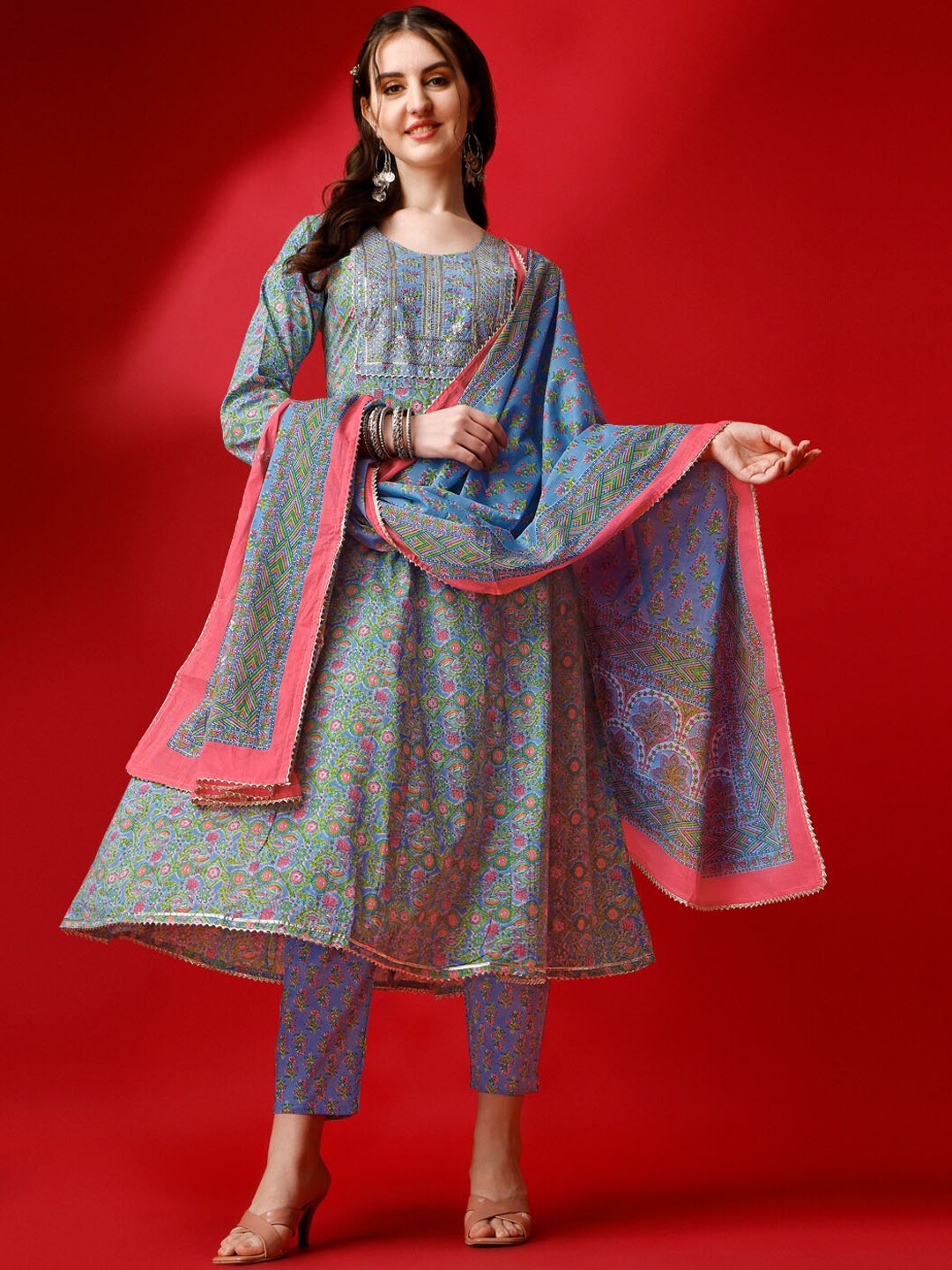 

Ziva Fashion Floral Printed Gotta Patti Kurta with Trousers & With Dupatta, Blue