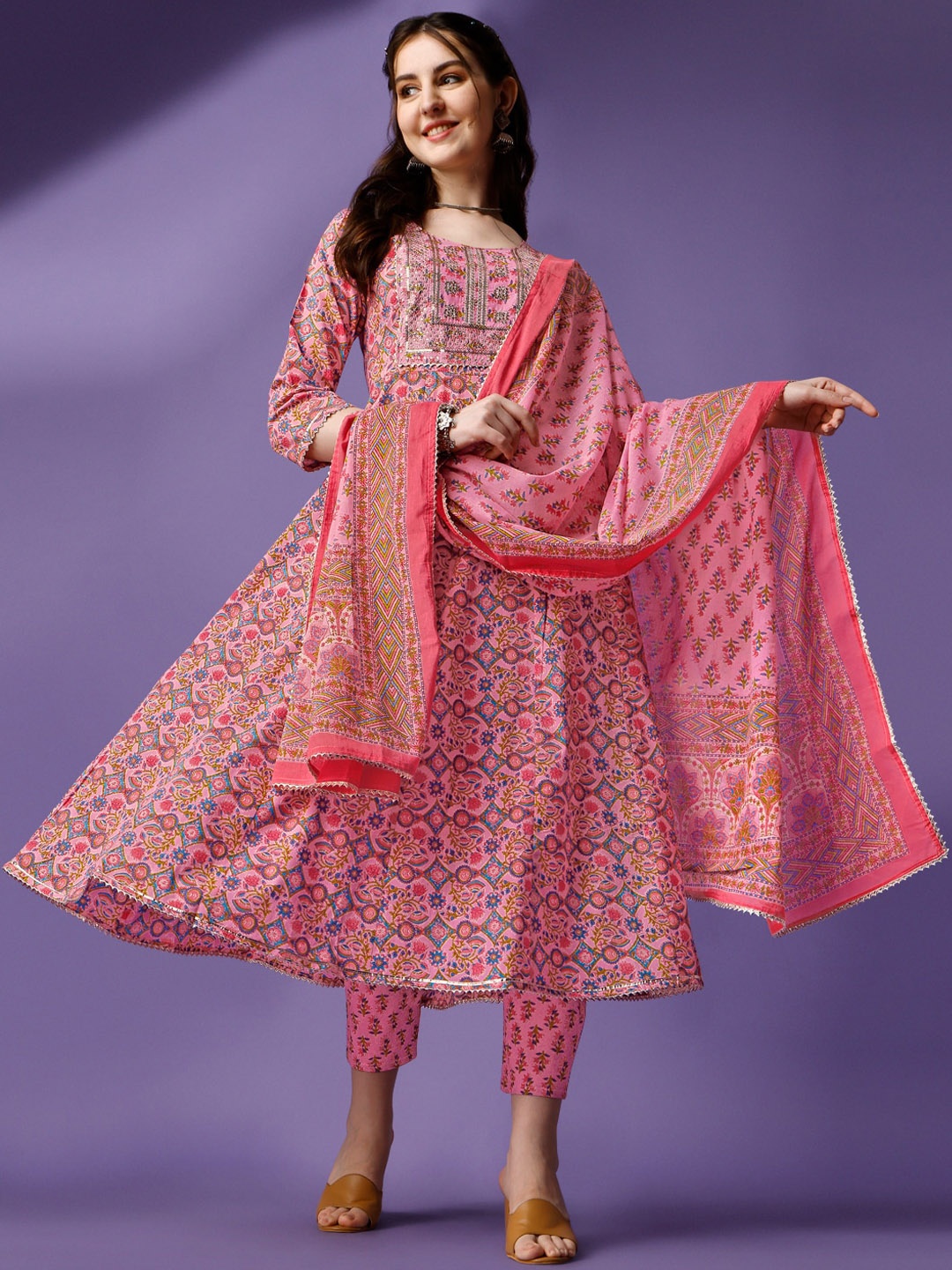 

Ziva Fashion Floral Printed Gotta Patti Kurta with Trousers & With Dupatta, Pink