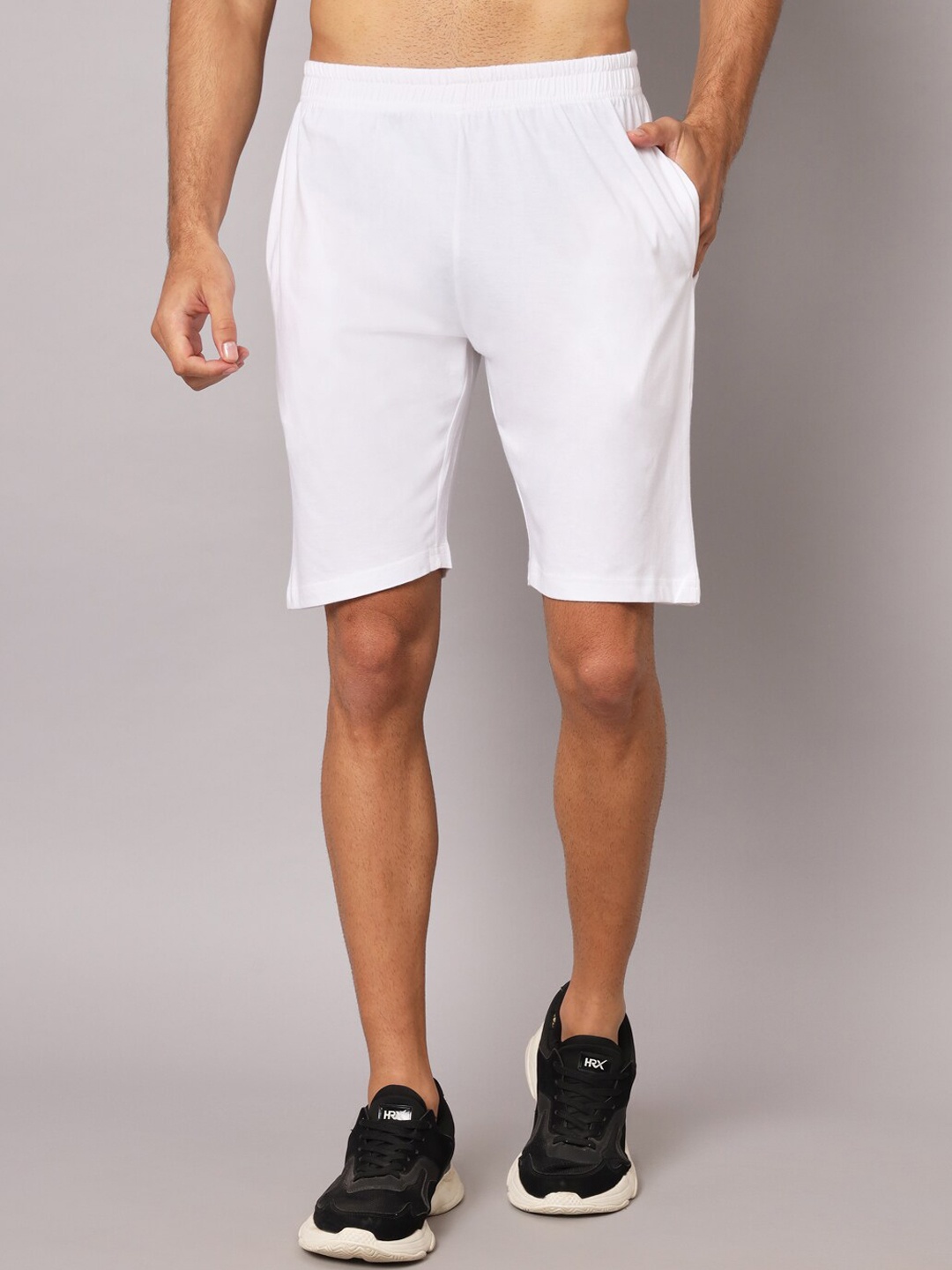 

appulse Men Mid-Rise Loose Fit Cotton Shorts, White