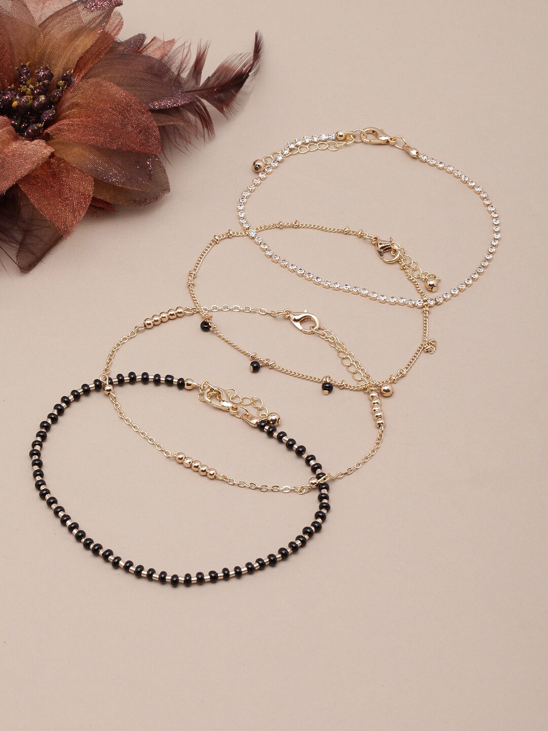 

DIVA WALK Set Of 4 Gold-Plated Anklets