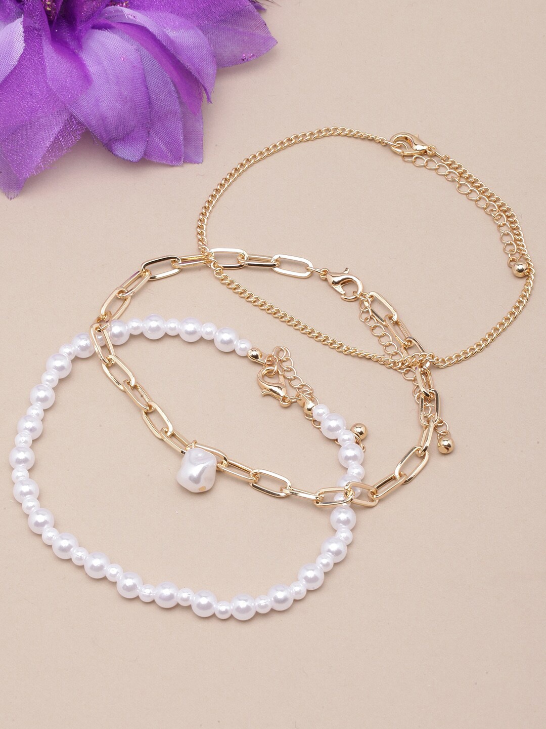 

DIVA WALK Set Of 3 Gold-Plated Beaded Anklets