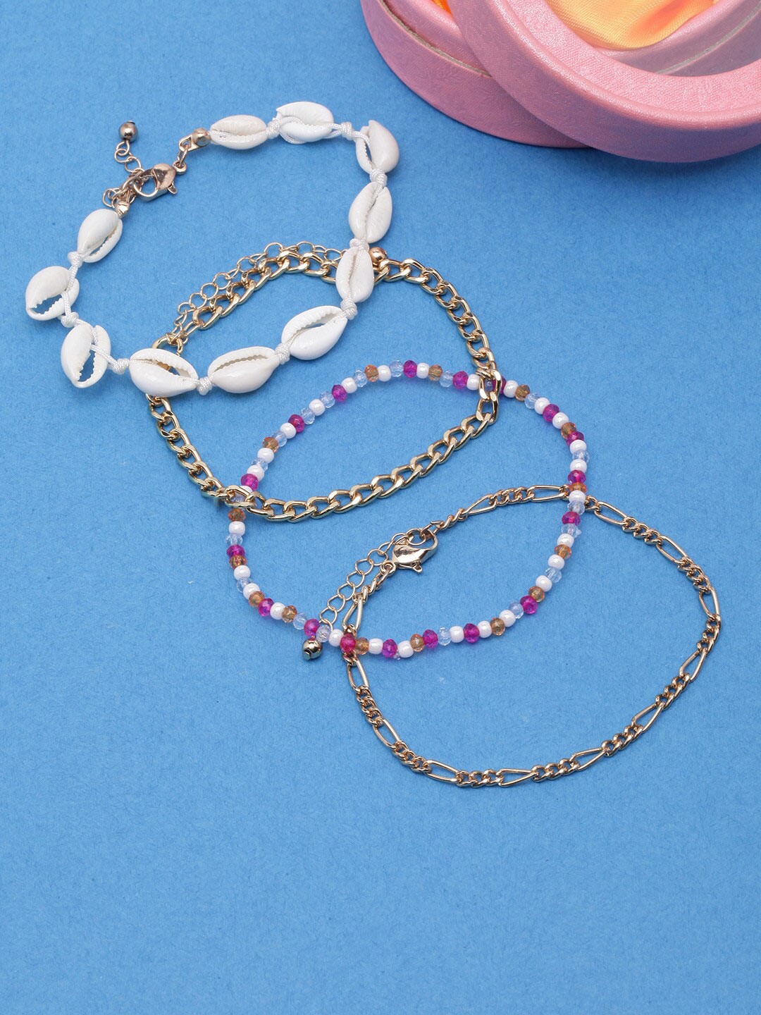

DIVA WALK Set Of 4 Gold-Plated Beaded Link Bracelets