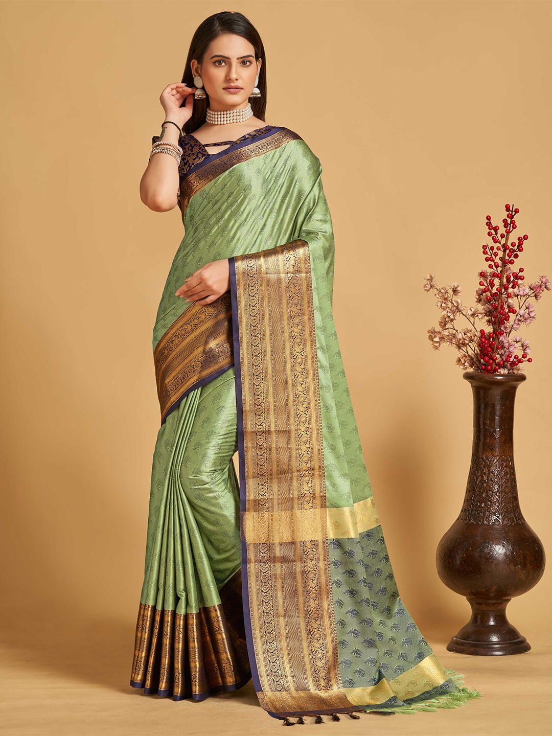 

Mitera Ethnic Motif Silk Cotton Banarasi Zari Saree With Tassle, Green