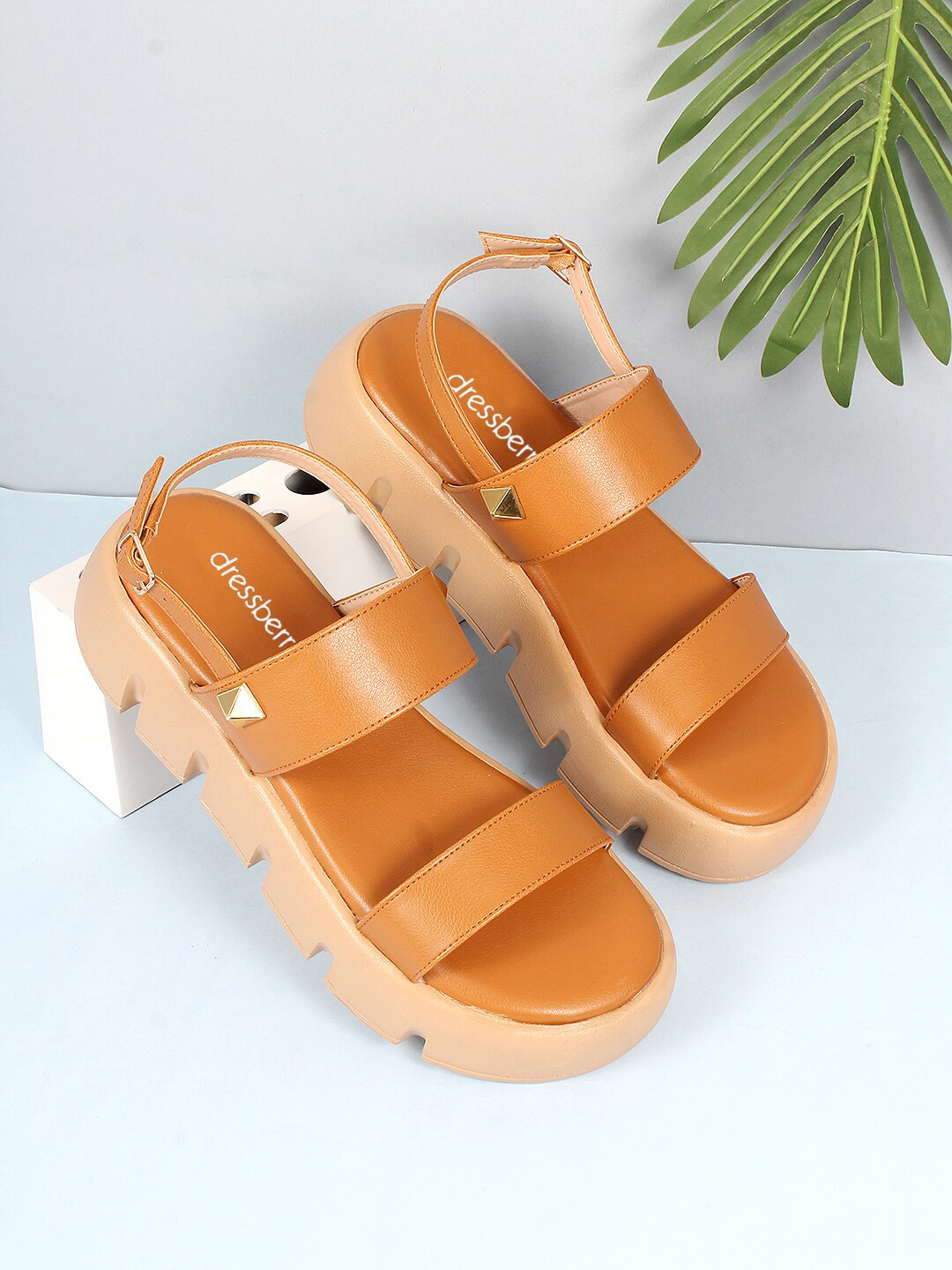 

DressBerry Women Tan Open Toe Flats