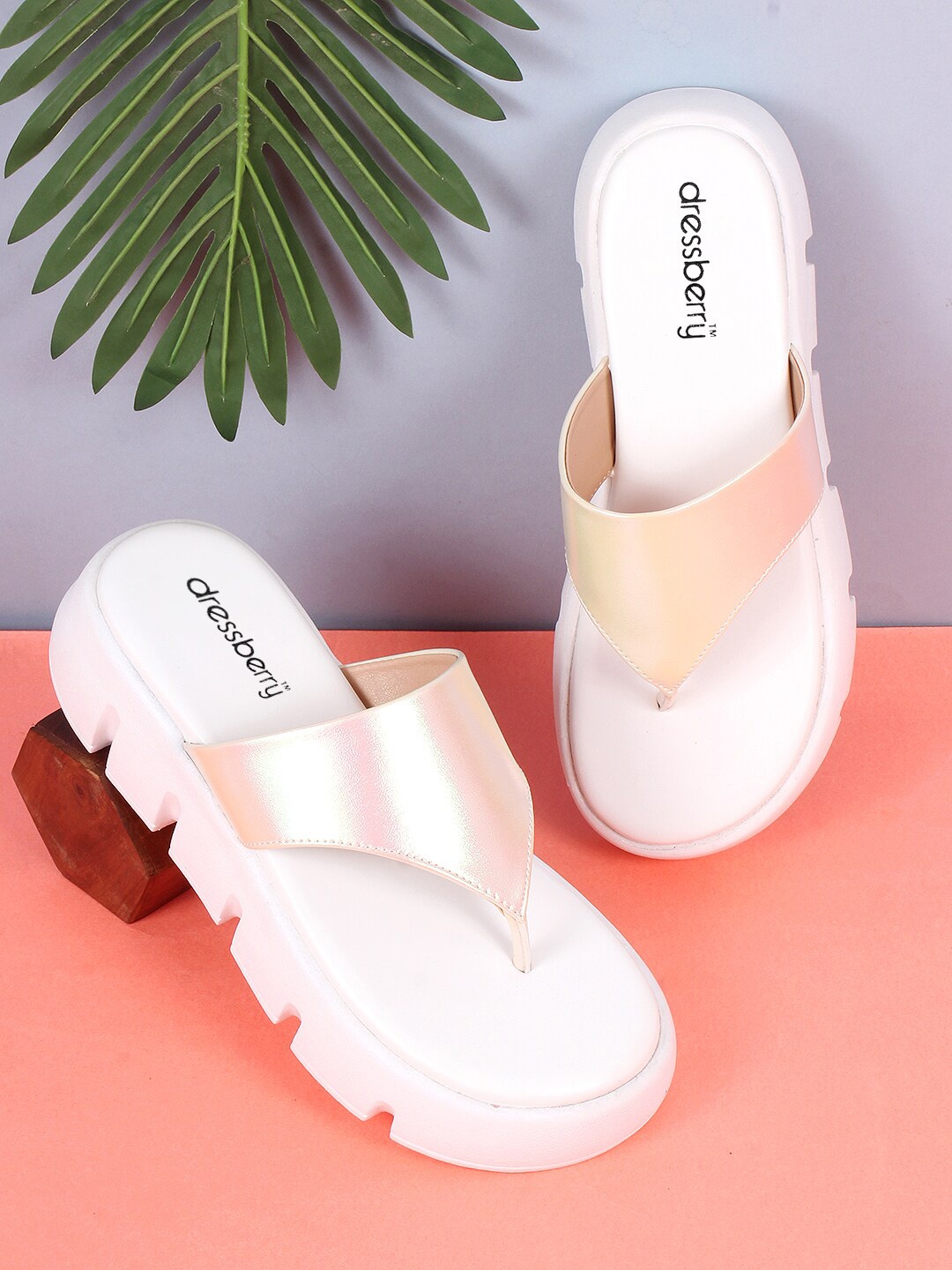 

DressBerry White Open Toe Flatform Heels