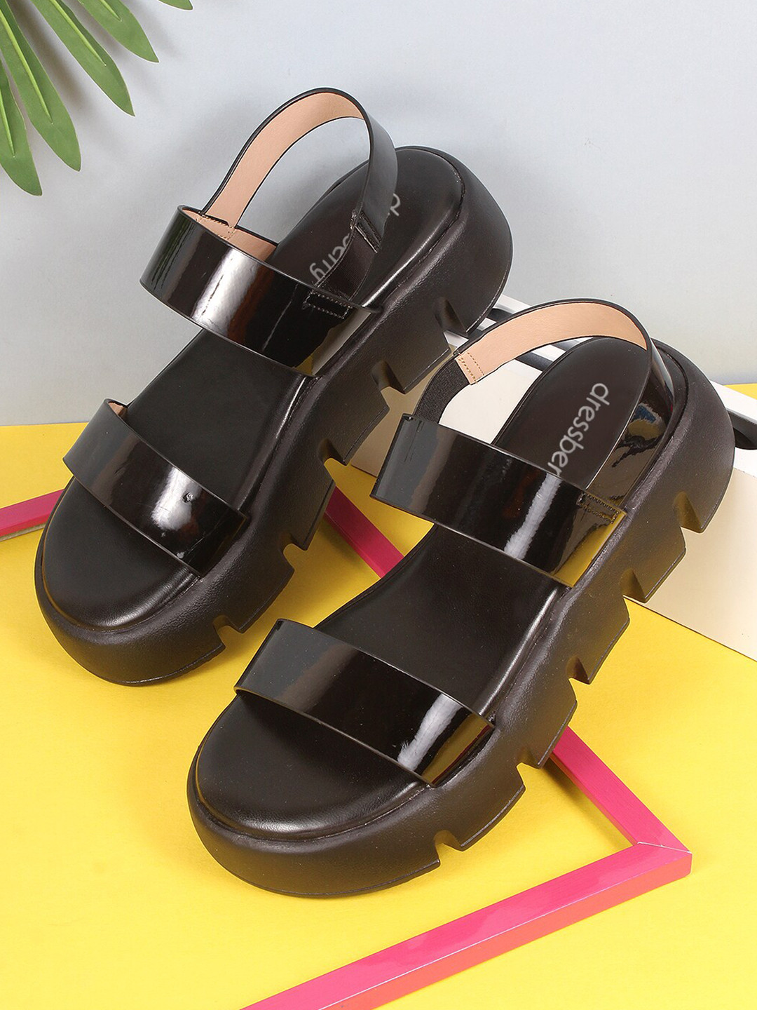 

DressBerry Black Open Toe Flatform Heels With Backstrap