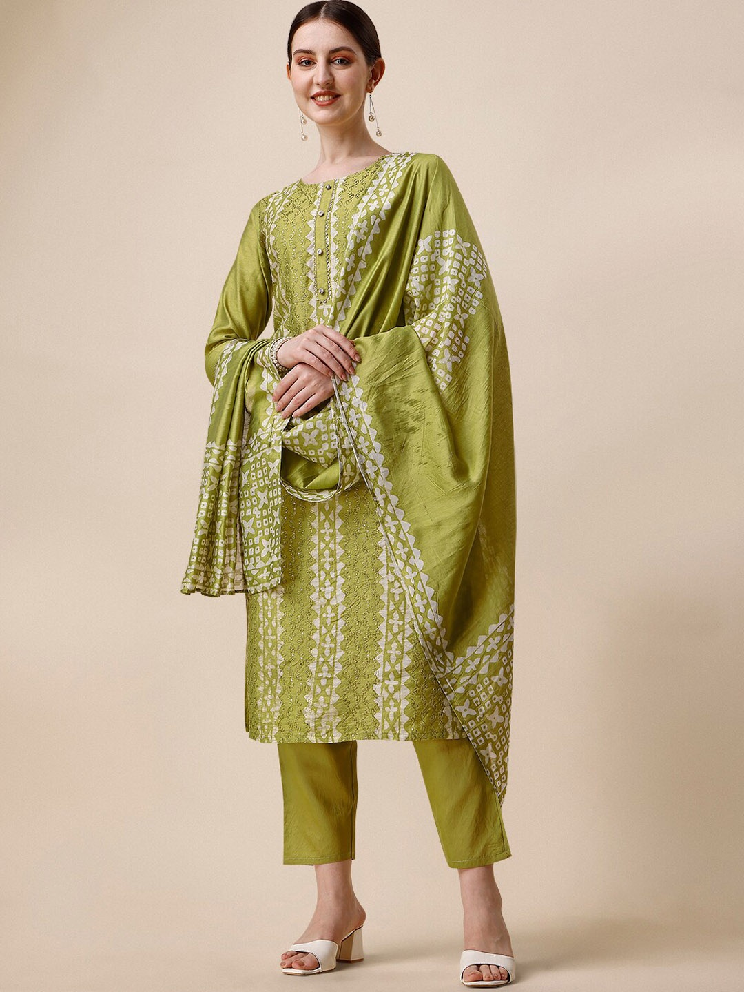 

Berrylicious Ethnic Motifs Batik Printed Chanderi Cotton Kurta With Trousers & Dupatta, Green