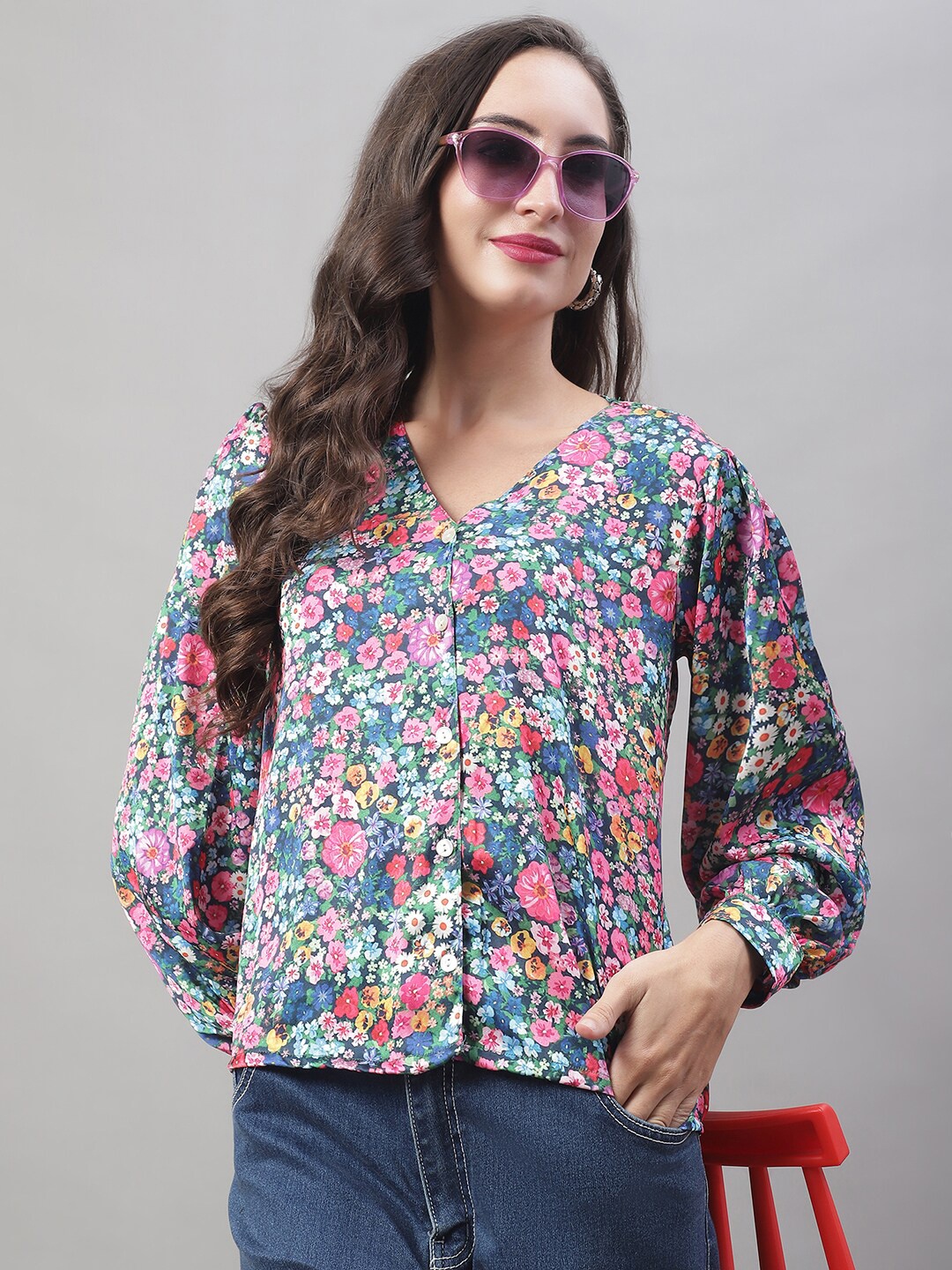 

JAINISH Blue Floral Printed Cuffed Sleeves Satin Shirt Style Top