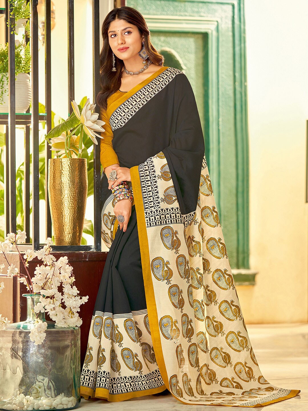 

KALINI Ethnic Motifs Printed Bhagalpuri Saree, Black