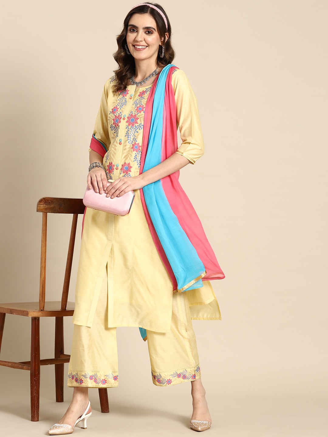 

Sangria Women Floral Printed Regular Chanderi Cotton Kurta with Palazzos & With Dupatta, Yellow