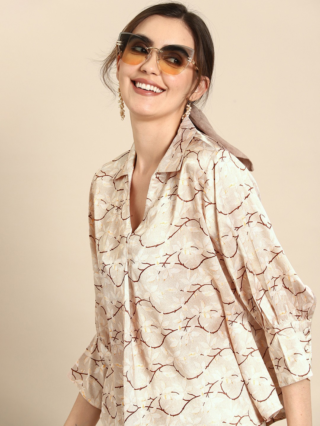 

Sangria Floral Print Puff Sleeve Satin Top, Beige