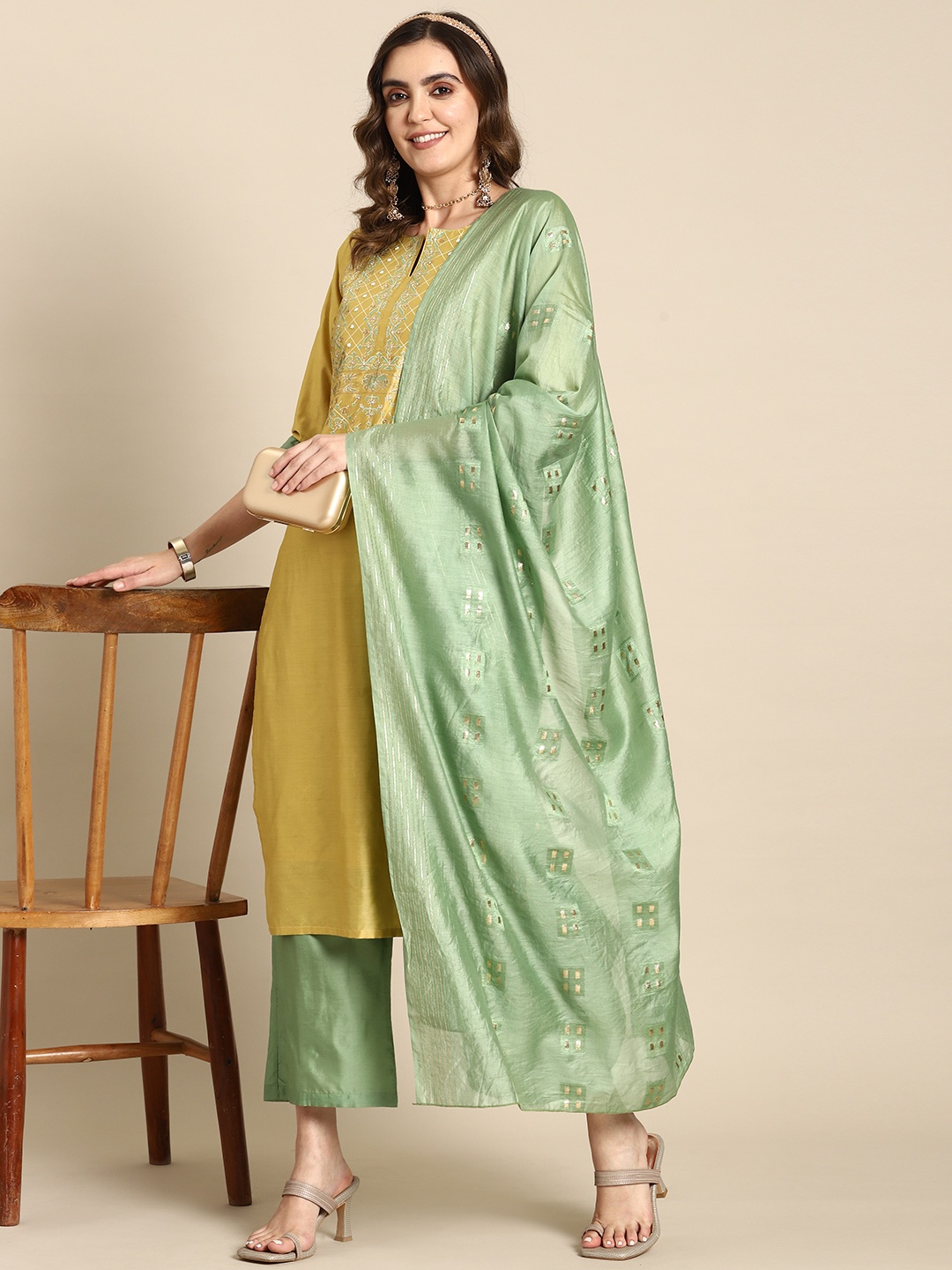 

Sangria Women Floral Printed Regular Kurta with Palazzos & Dupatta, Mustard