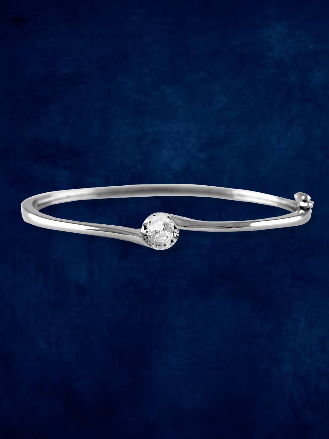 

Taraash 925 Sterling Silver AD Studded Bangle