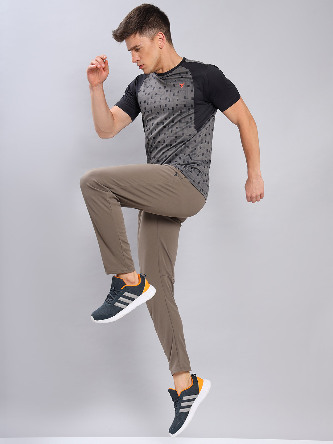 

Technosport Geometric Printed Antimicrobial Slim Fit Sports T-Shirt, Grey melange
