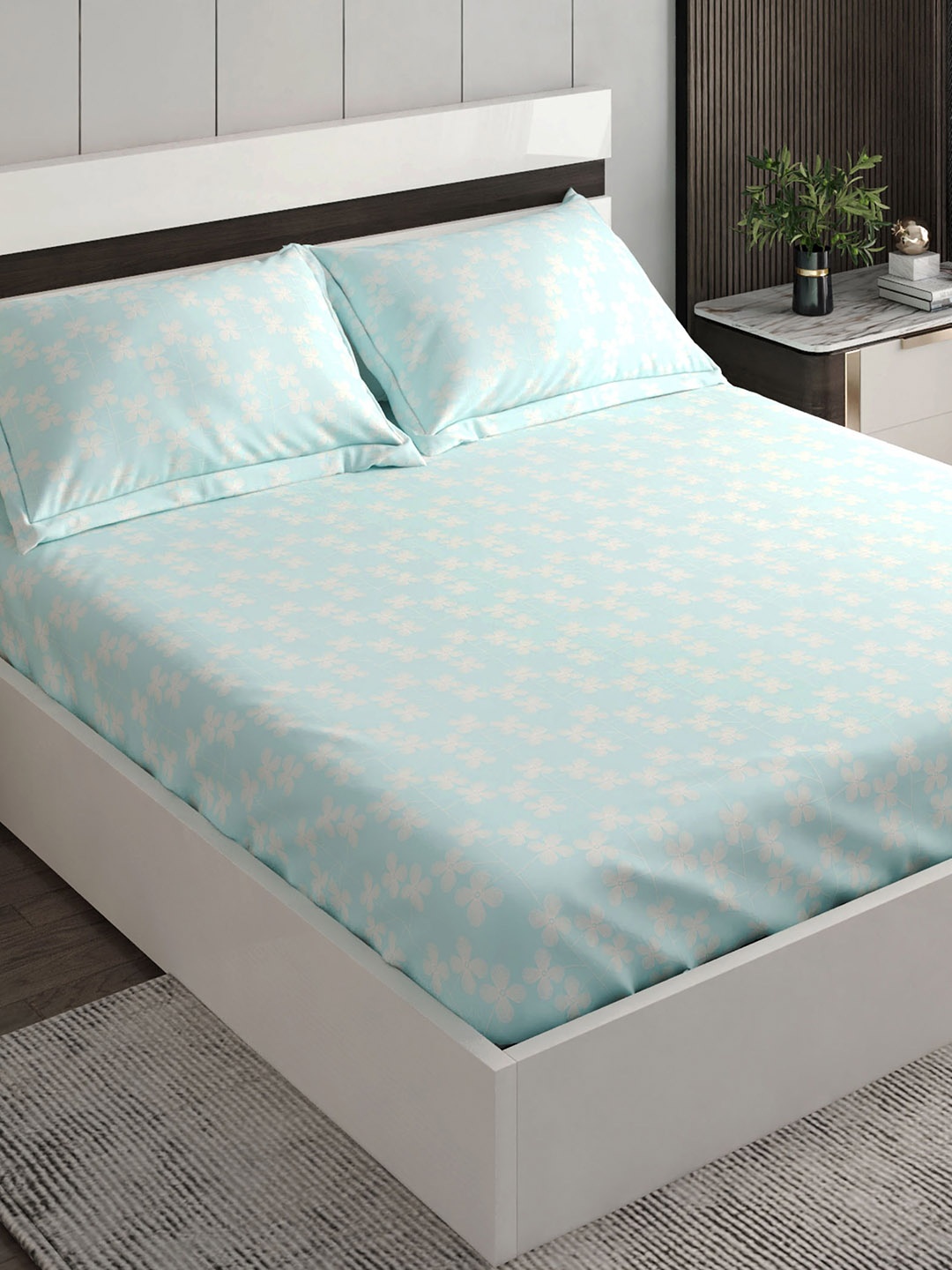 

Home Centre Turquoise Blue Floral 144 TC Cotton Fitted Queen Bedsheet with 2 Pillow Covers