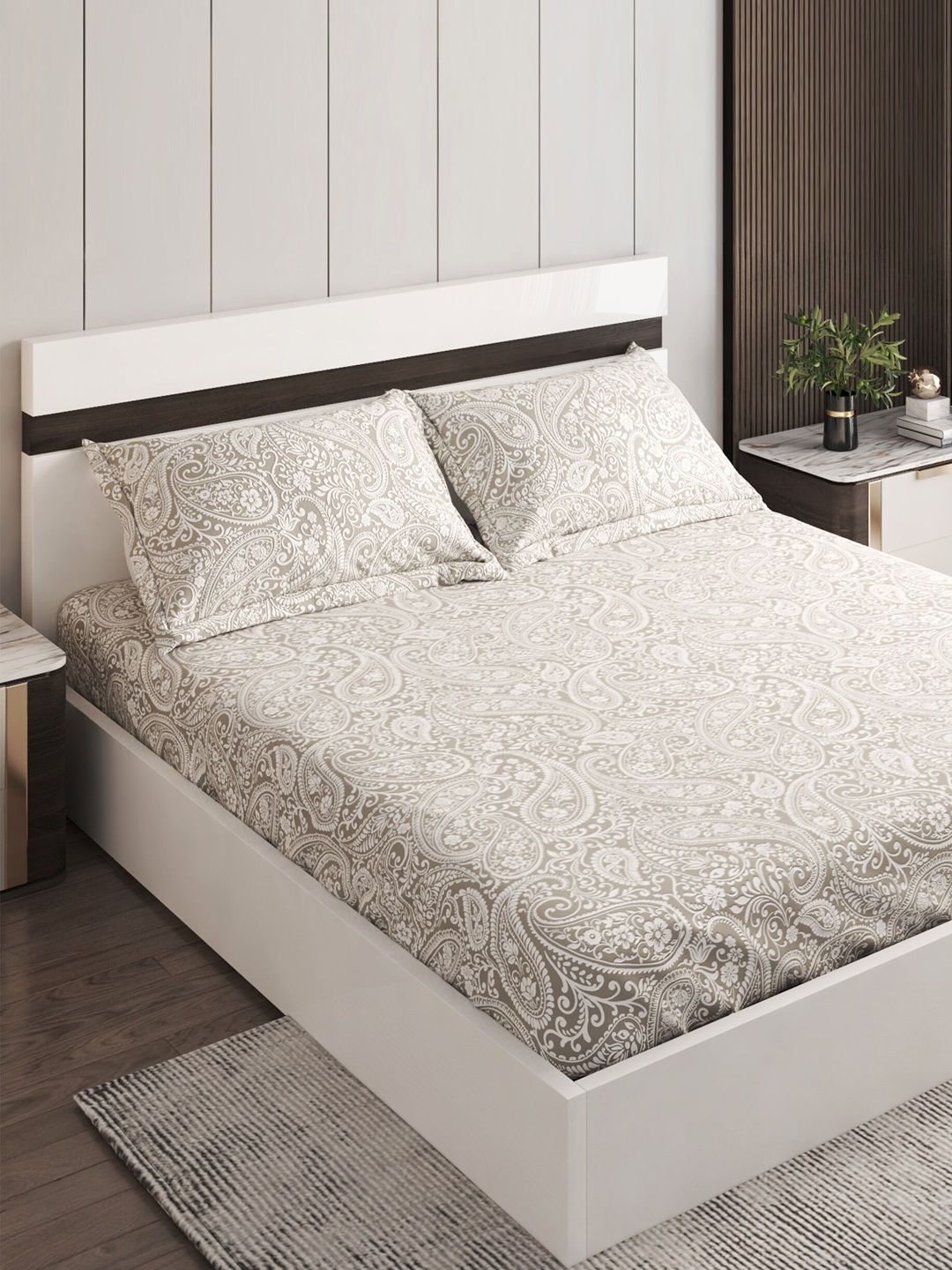 

Home Centre Grey Floral 144 TC Fitted Cotton King Bedsheet with 2 Pillow Covers