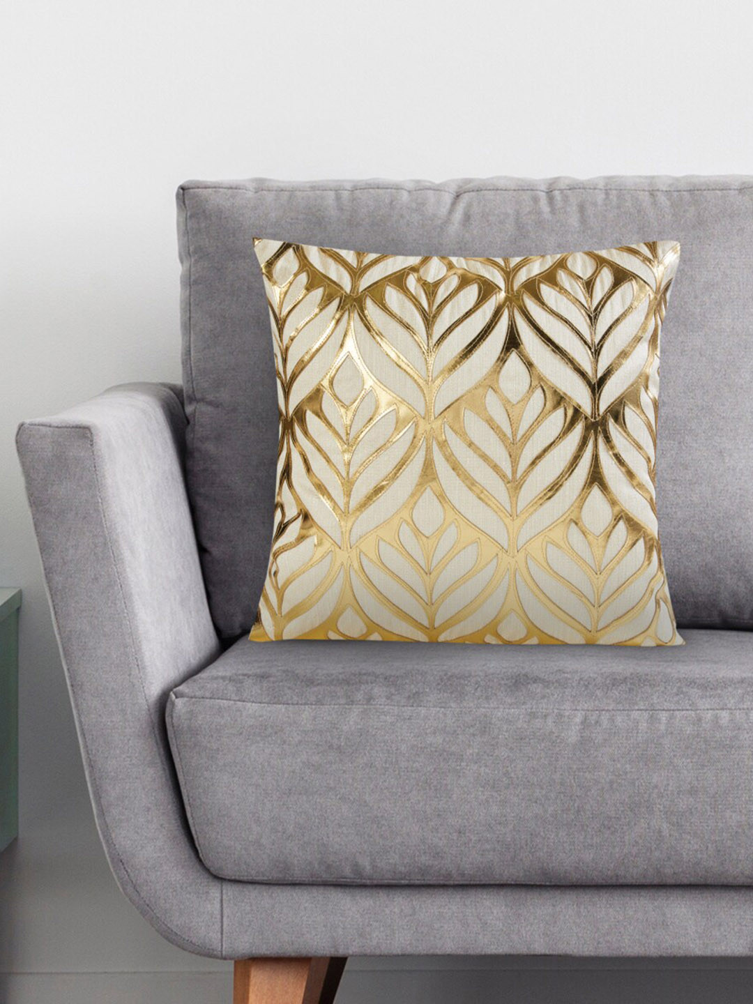 

Home Centre Gold-Toned 2-Pieces Embellished Square Cushion Covers