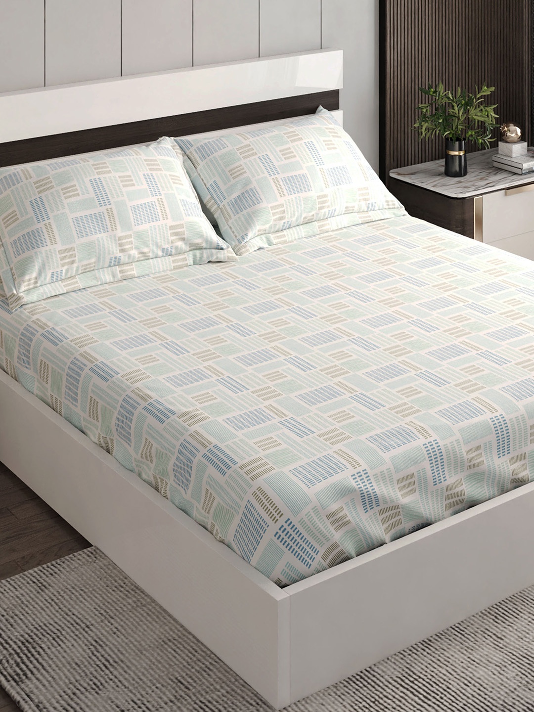 

Home Centre Blue Geometric 144 TC Fitted Cotton King Bedsheet with 2 Pillow Covers