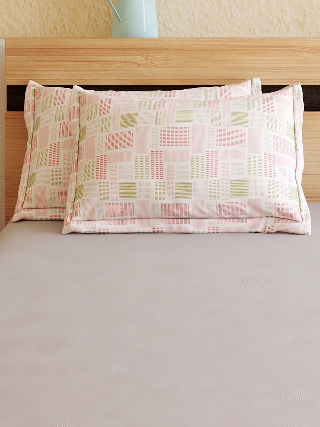 

Home Centre Colour Refresh White & Pink 2-Pieces Printed Cotton Pillow Covers