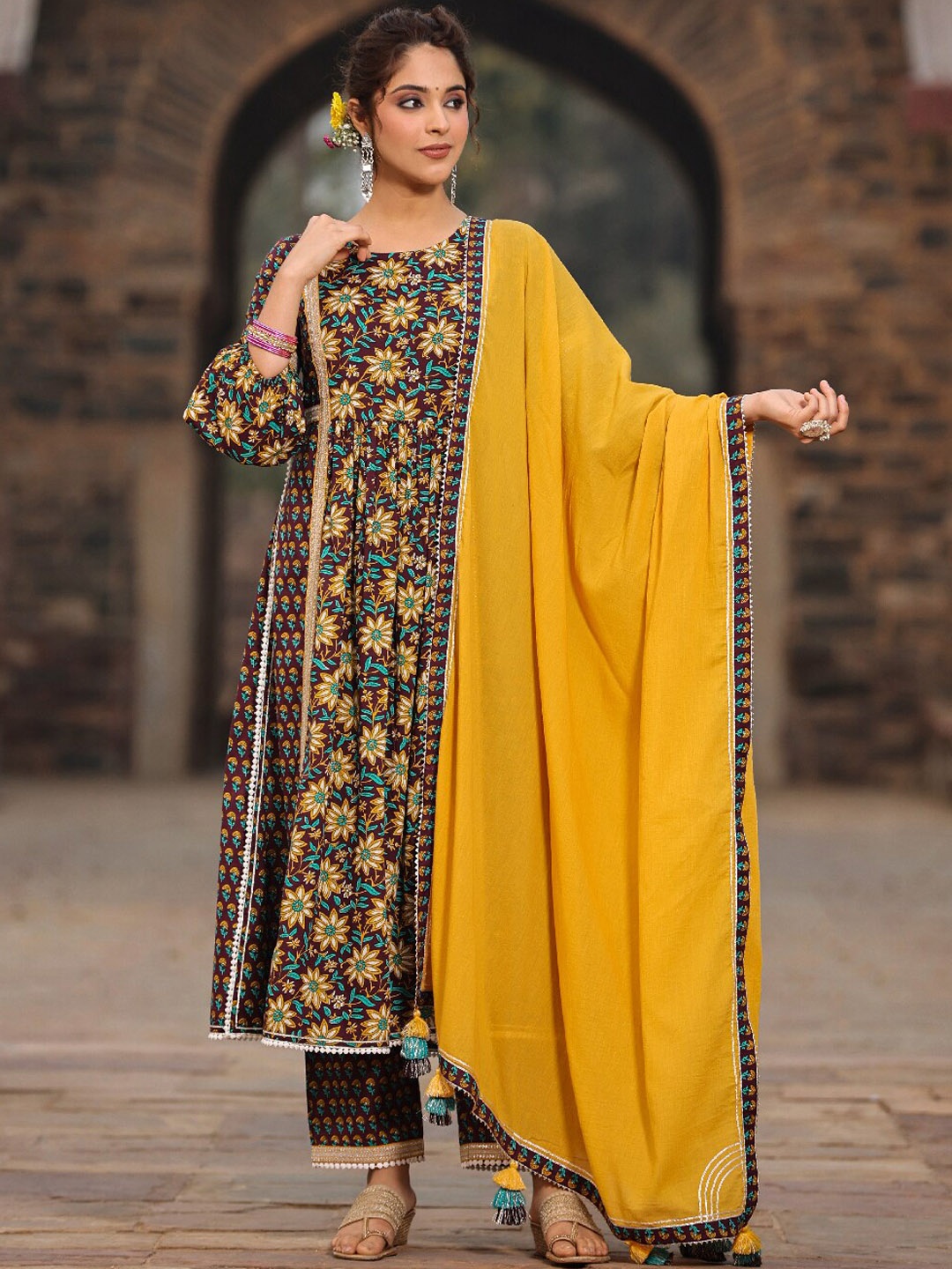 

EverBloom Floral Printed Pleated Gotta Patti Pure Cotton Kurta with Trousers & Dupatta, Brown