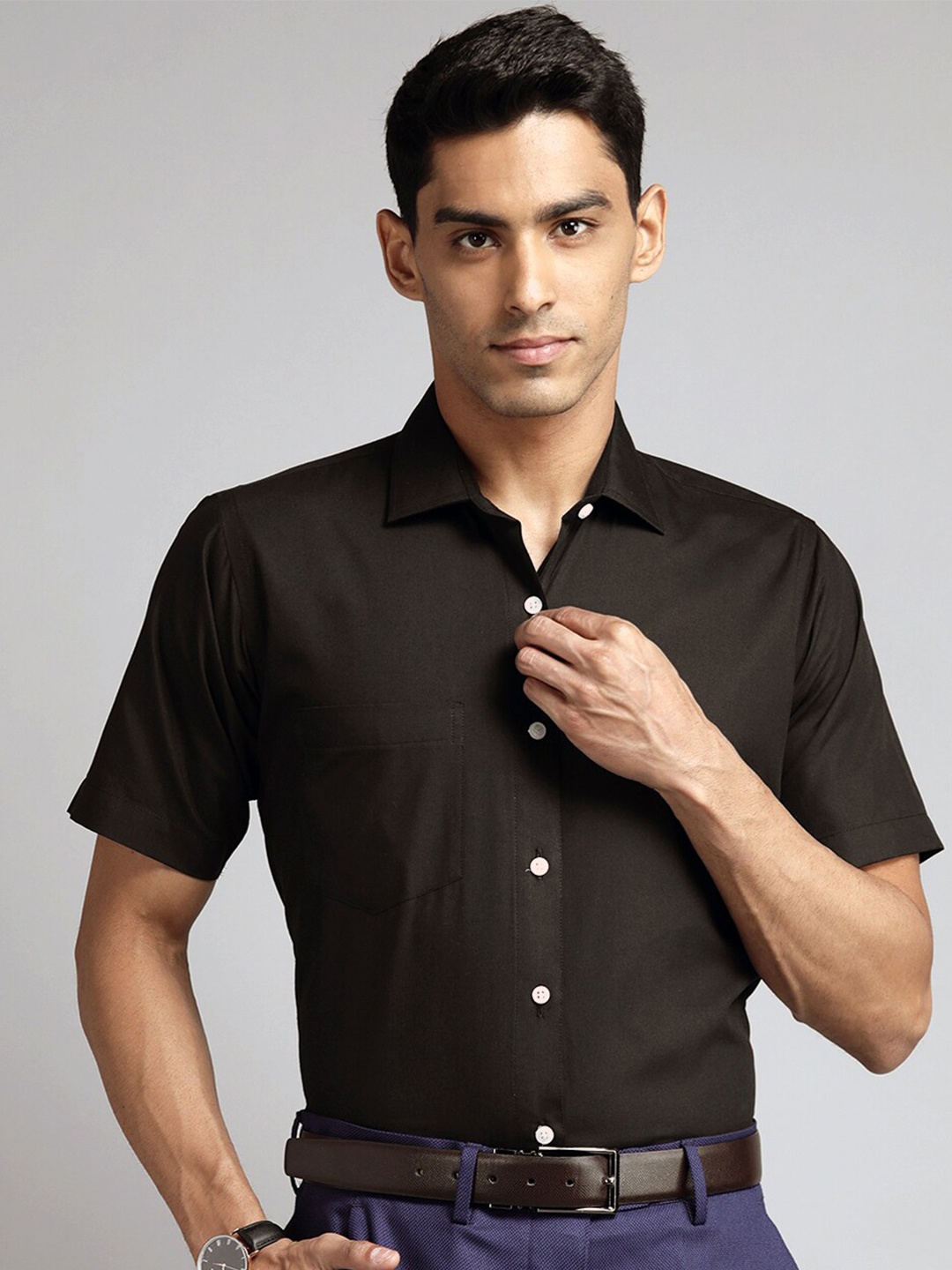 

Shaftesbury London Classic Spread Collar Slim Fit Cotton Formal Shirt, Black