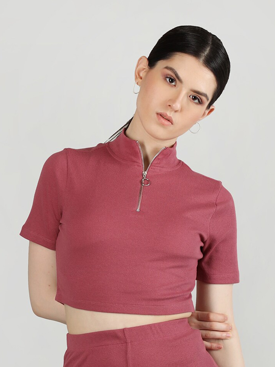 

CHKOKKO Mock Collar Cotton Crop T-shirt, Pink