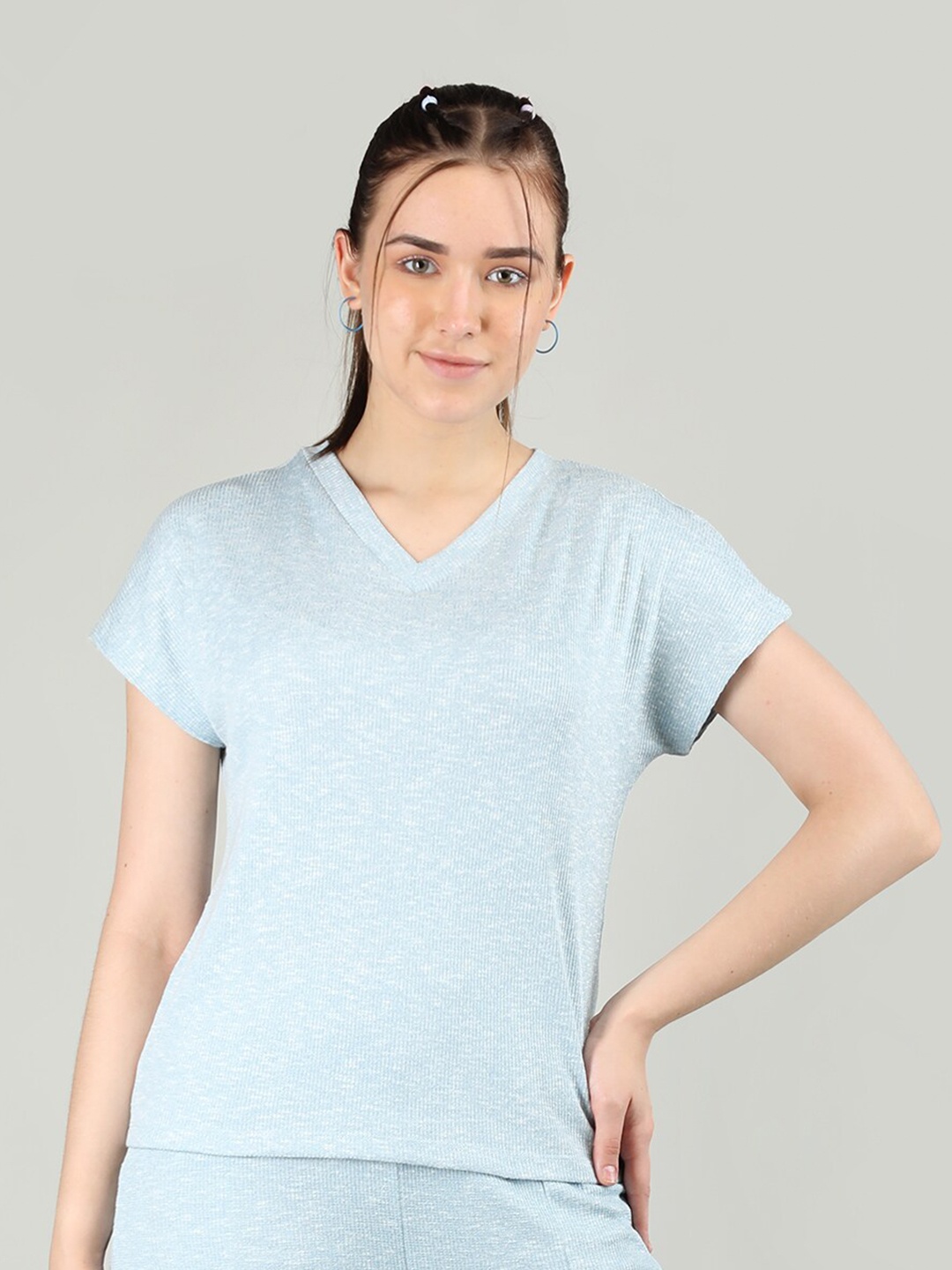 

CHKOKKO V-Neck Extended Sleeves Cotton T-shirt, Blue