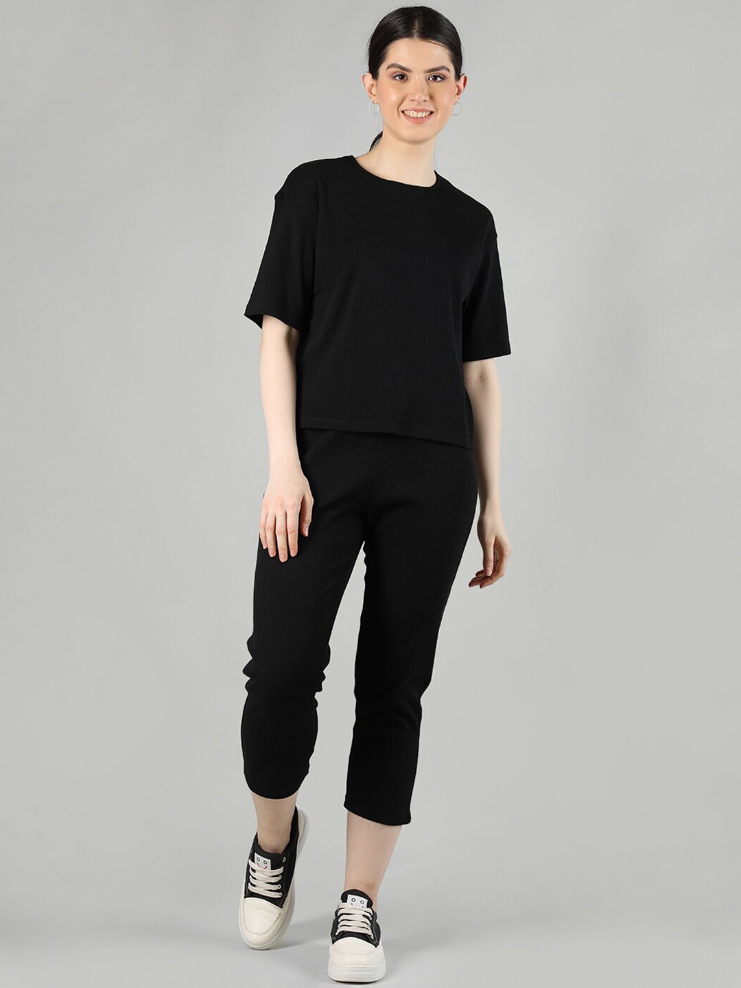 

CHKOKKO Round Neck Short Sleeves Track Suit, Black