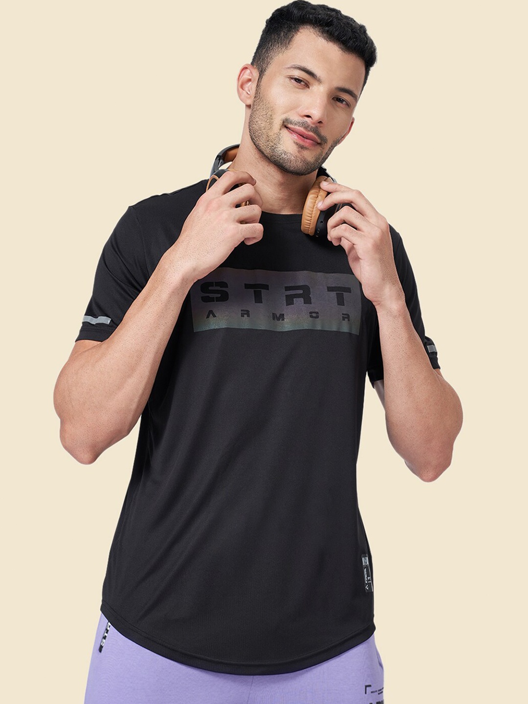 

Street Armor by Pantaloons Typography Printed Casual T-shirt, Black