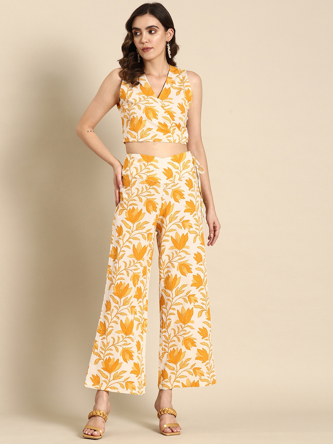 

anayna Women Printed Top with Trousers, Yellow
