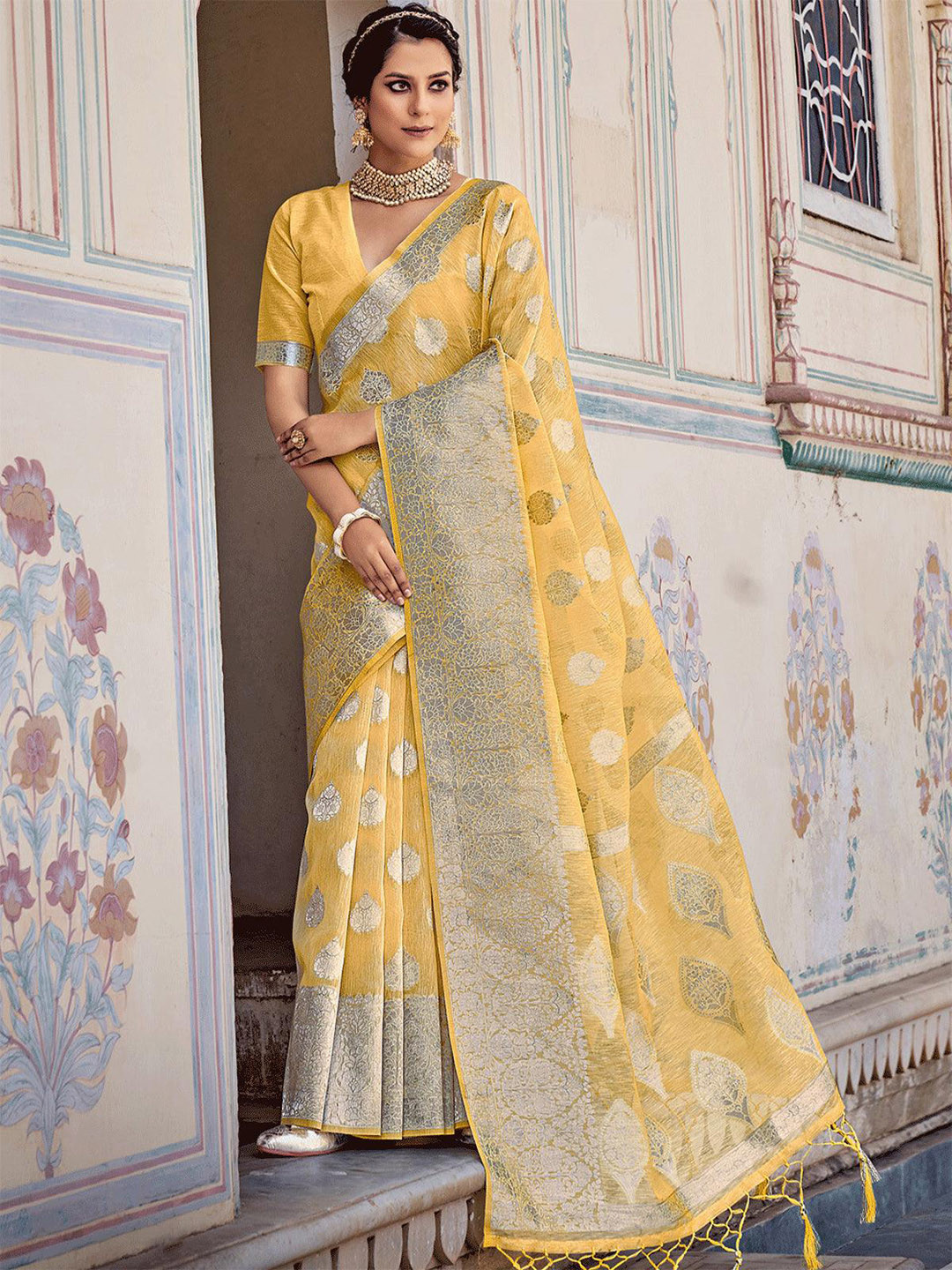 

ODETTE Floral Printed Zari Saree, Yellow