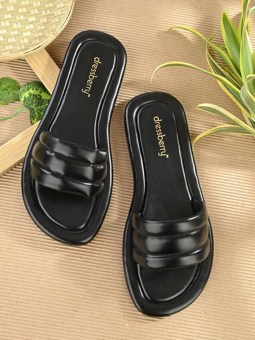 

DressBerry Women Synthetic Leather Open Toe Flats, Black