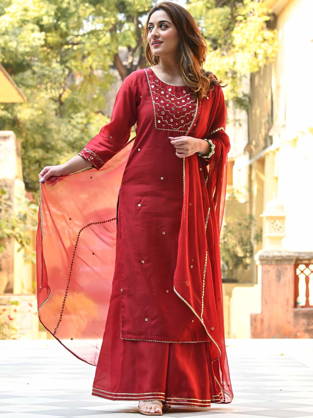 

Bunaai Gotta Mirror Work Chanderi Silk Kurta with Palazzos & Dupatta, Maroon