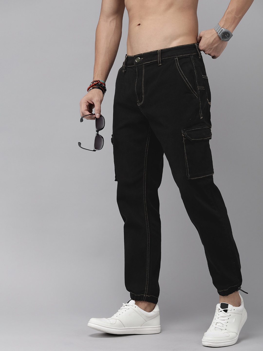 

Roadster Men Black Jogger Jeans