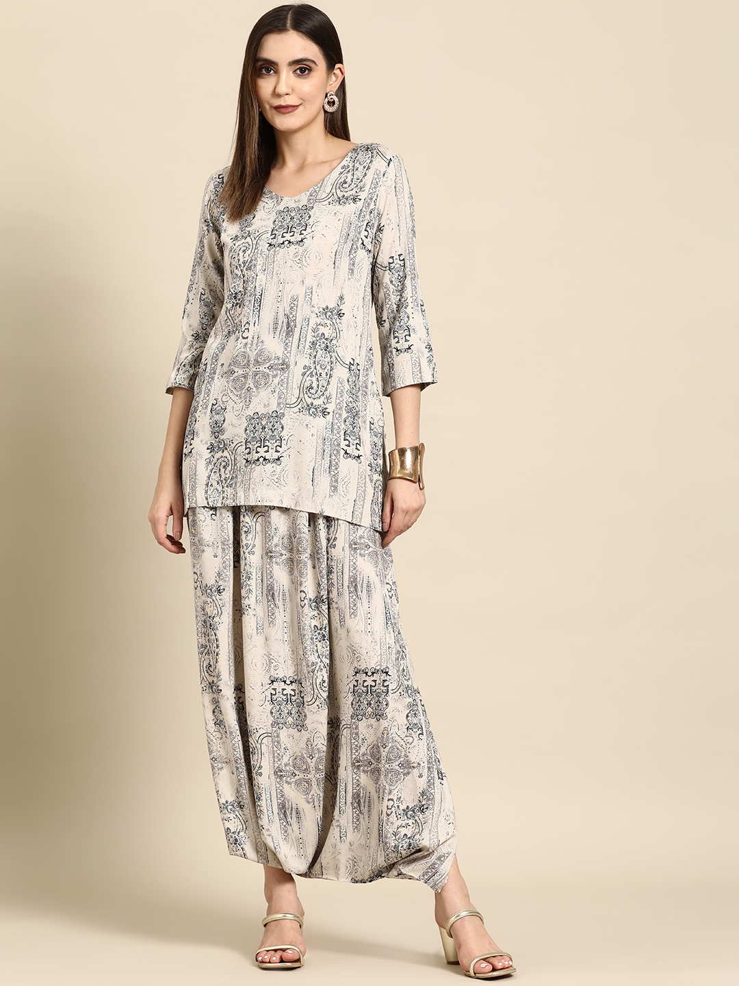 

Anouk Ethnic Motifs Foil Printed Fusion Kurti With Dhoti Pants, Grey