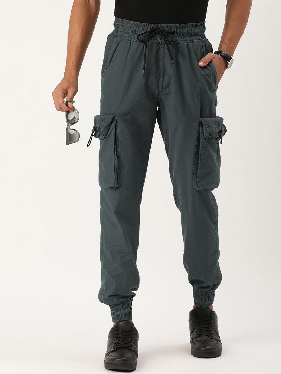 

Bene Kleed Men Mid-Rise Pure Cotton Joggers, Grey