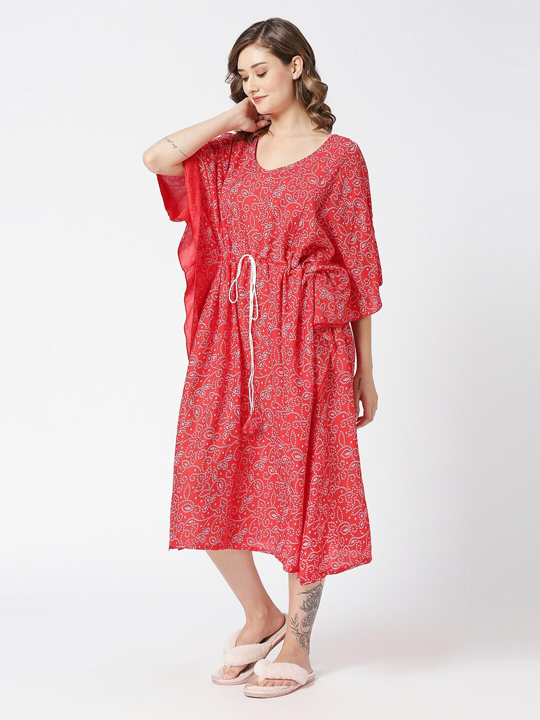 

Pretty Awesome Ethnic Motifs Printed Maternity Kaftan Nightdress, Red