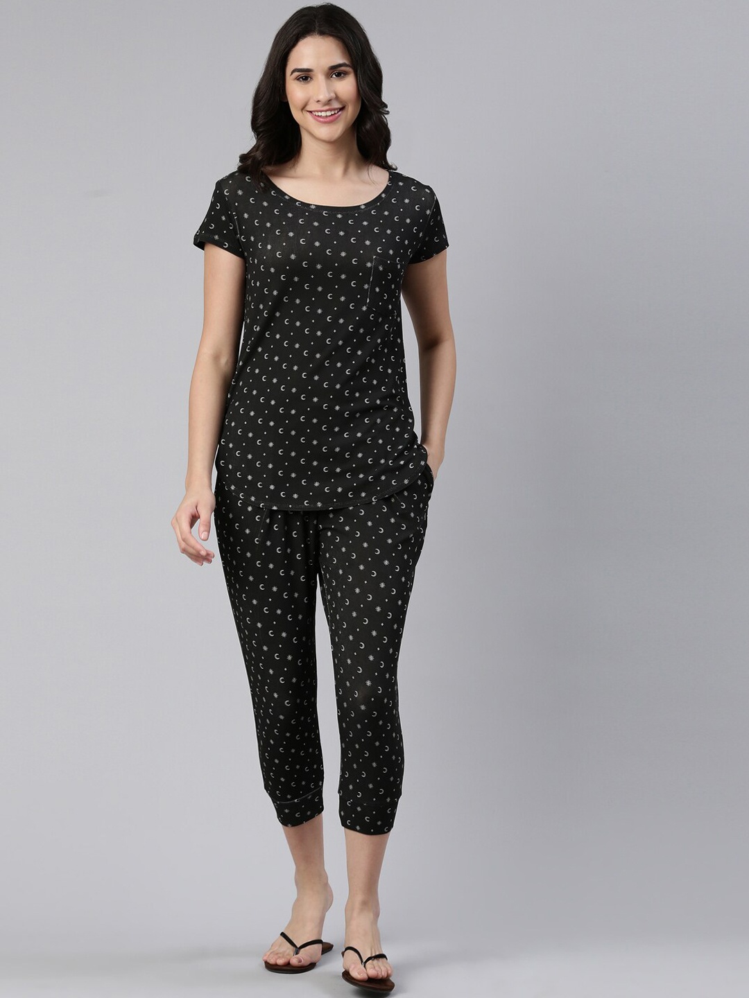Enamor Conversational Printed Home T-Shirt and Capri Set, Black