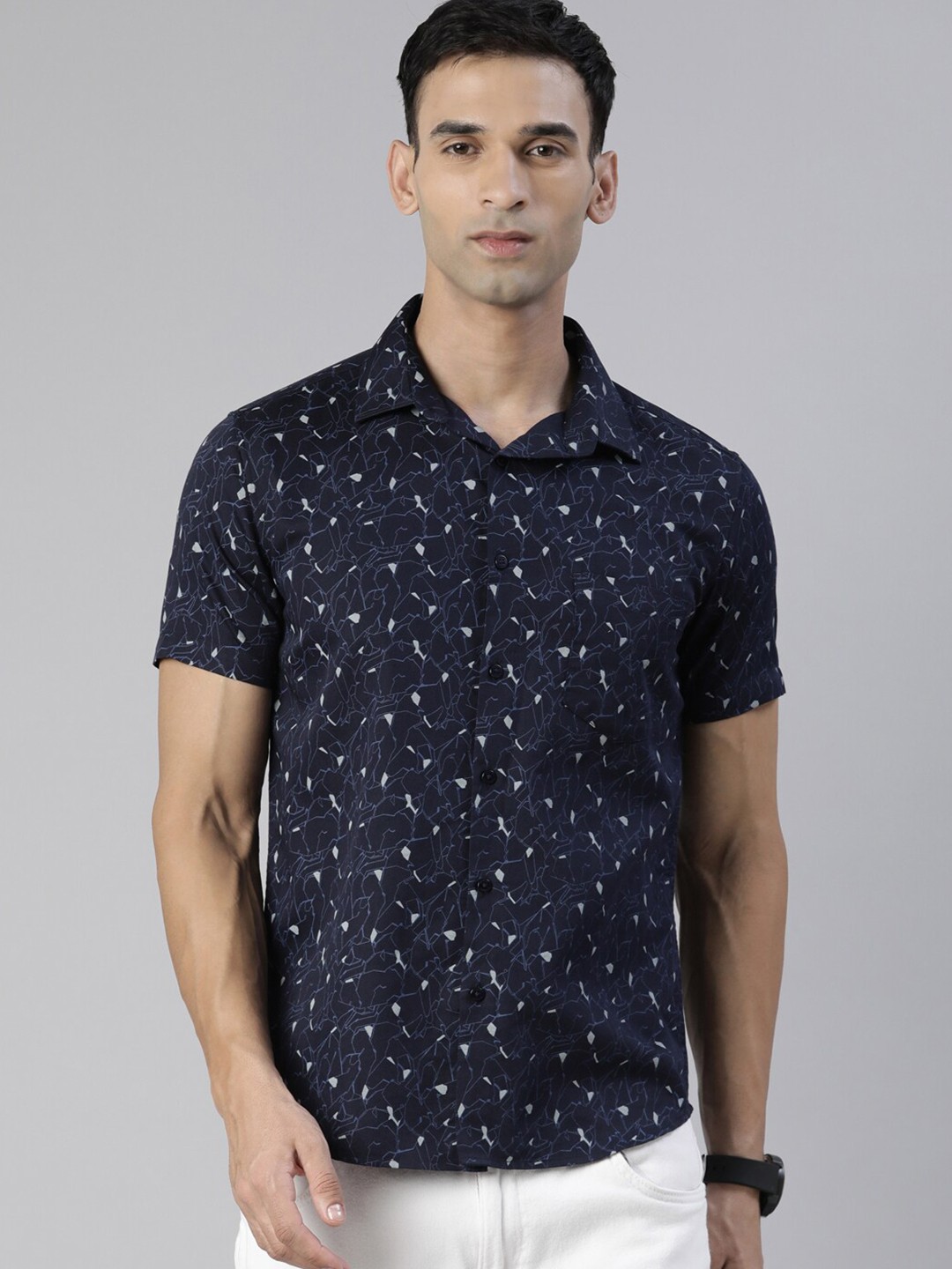 

Bushirt Comfort Abstract Printed Pure Cotton Casual Shirt, Navy blue