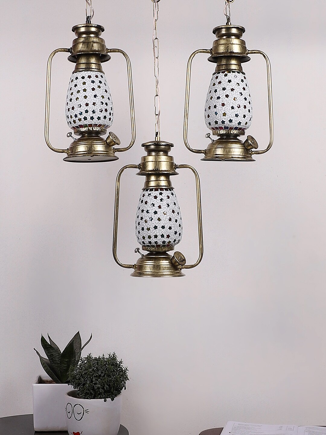 

Devansh White & Red Textured Antique Quintuple Lantern Hanging Lamp, Gold