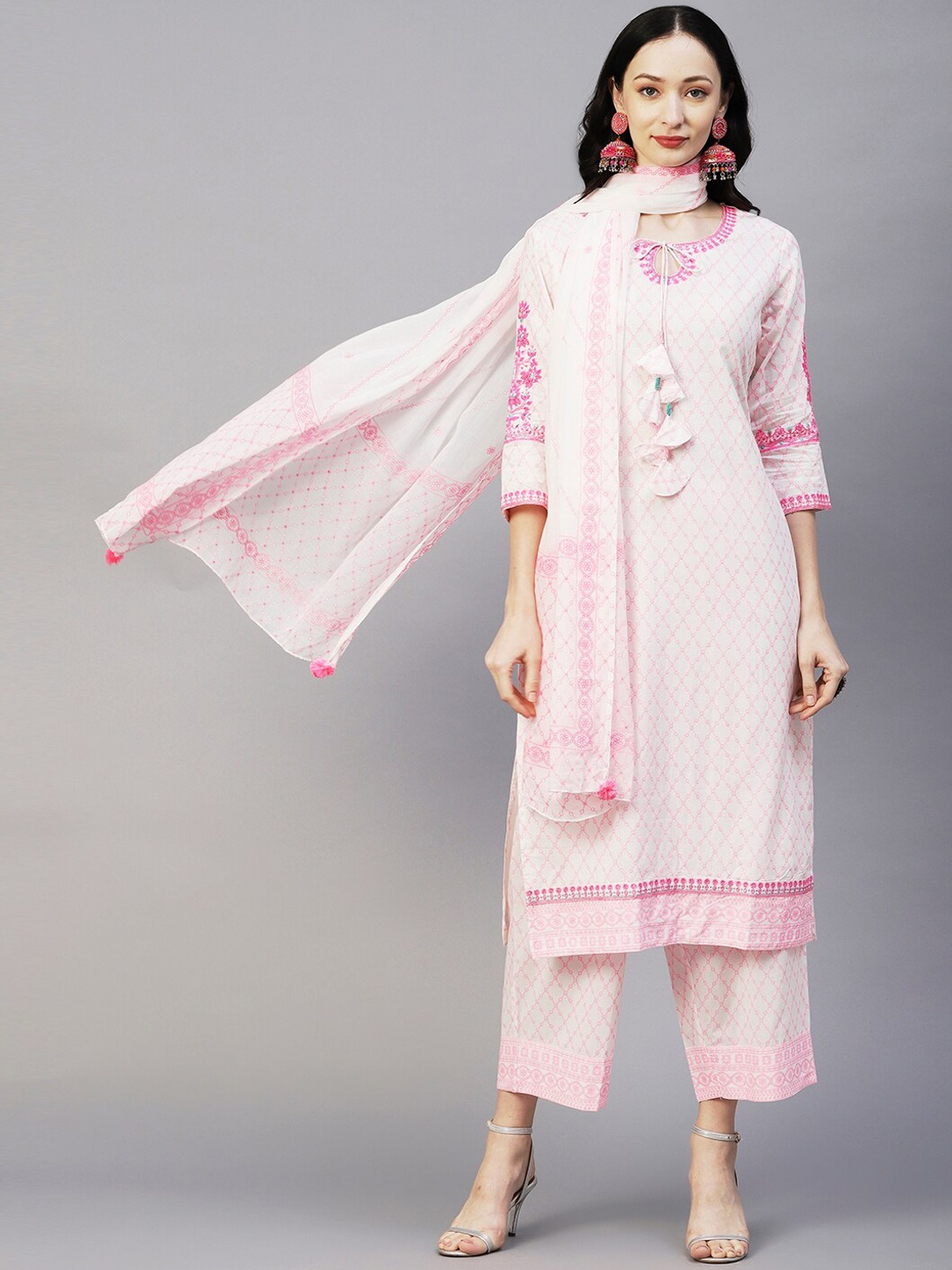 

FASHOR White & Pink Printed Thread Work Pure Cotton Kurta With Palazzos & Dupatta