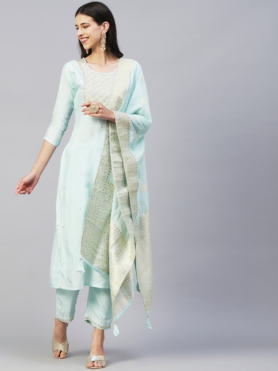 

FASHOR Sea Green & Silver Embroidered Zardozi Kurta With Trousers & Dupatta