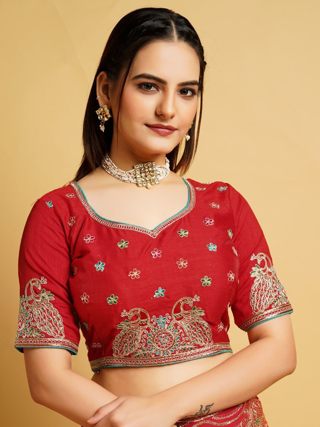 

VISHNU WEAVES Ethnic Motifs Embroidered Saree Blouse, Red