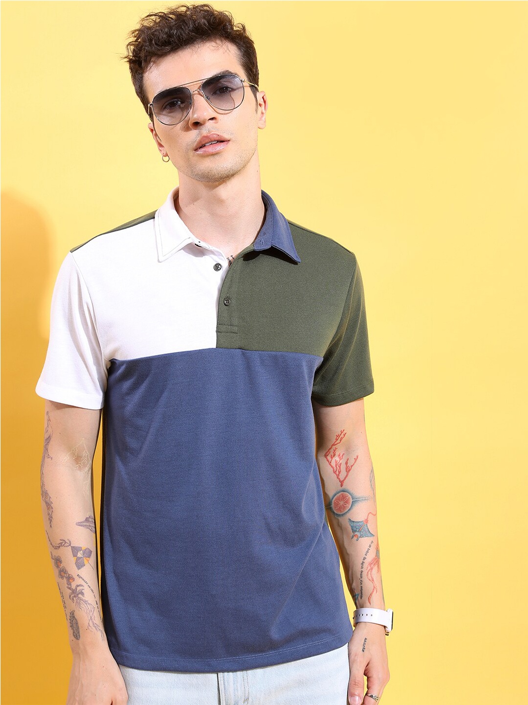 

HIGHLANDER Blue Colourblocked Polo Collar T-shirt, Olive