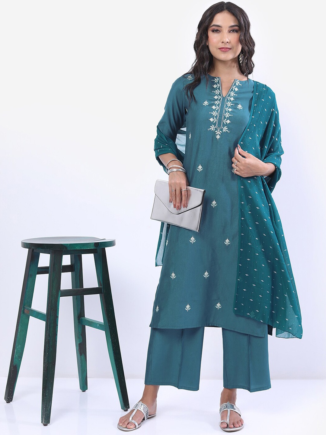 

Vishudh Teal Ethnic Motifs Embroidered Kurta With Palazzos & Dupatta