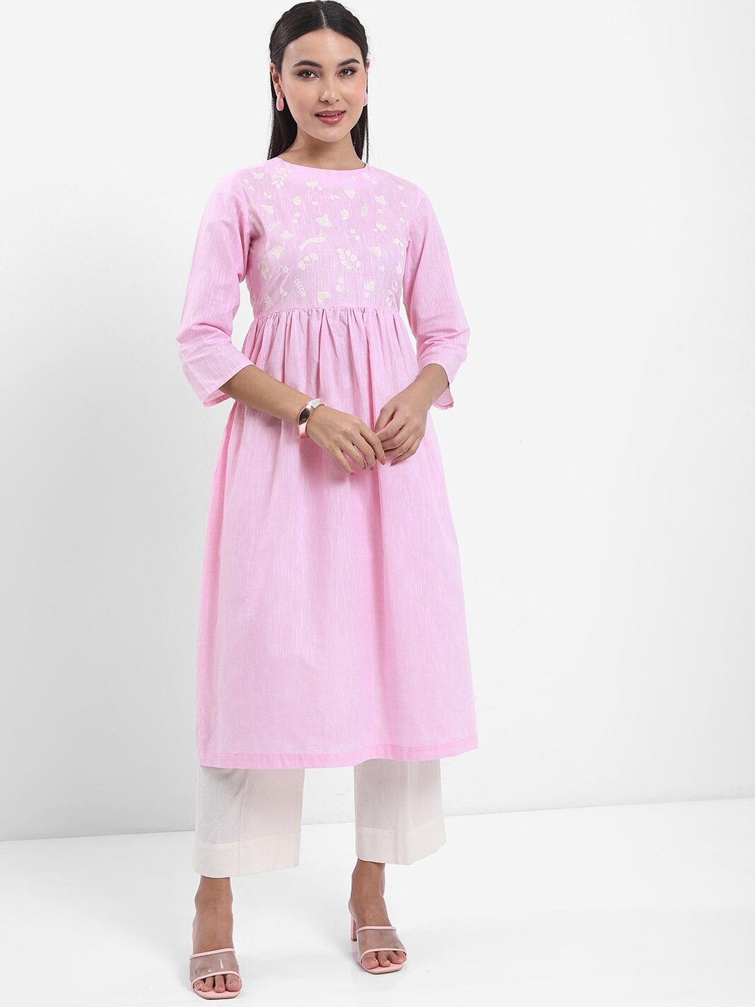 

Vishudh Round Neck Floral Printed Pure Cotton A-Line Kurta, Pink